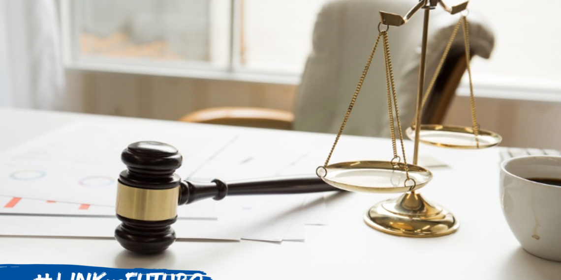 SERVIÇOS JURÍDICOS E NOTARIAIS